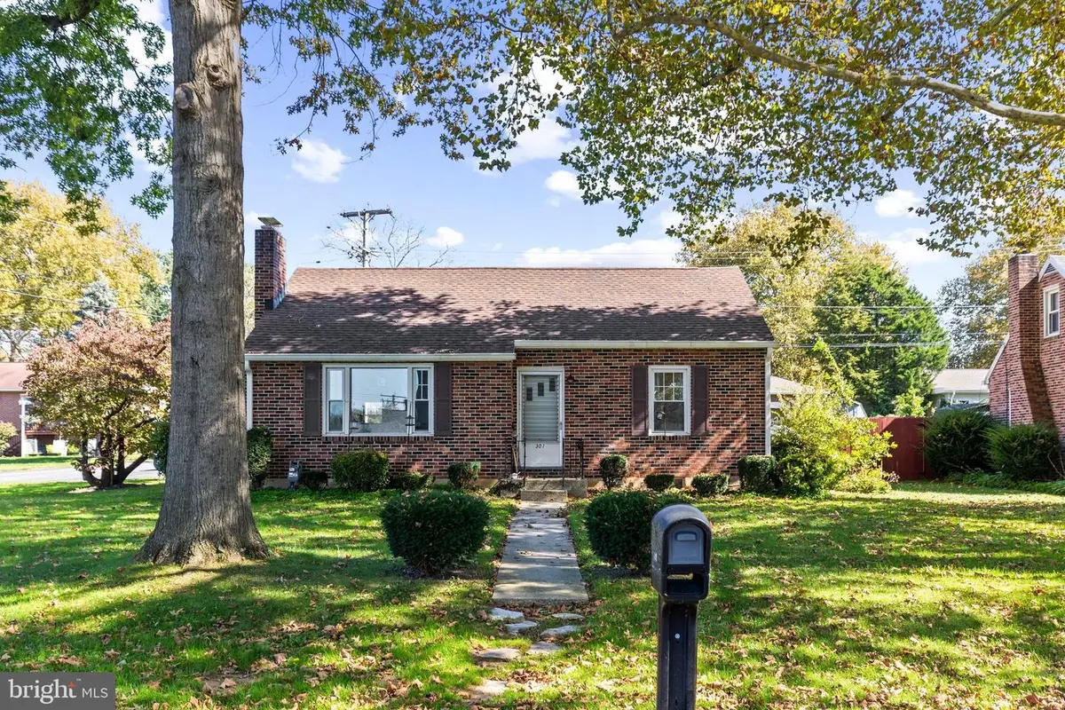 301 S Kershaw St, York, PA 17402 - #1