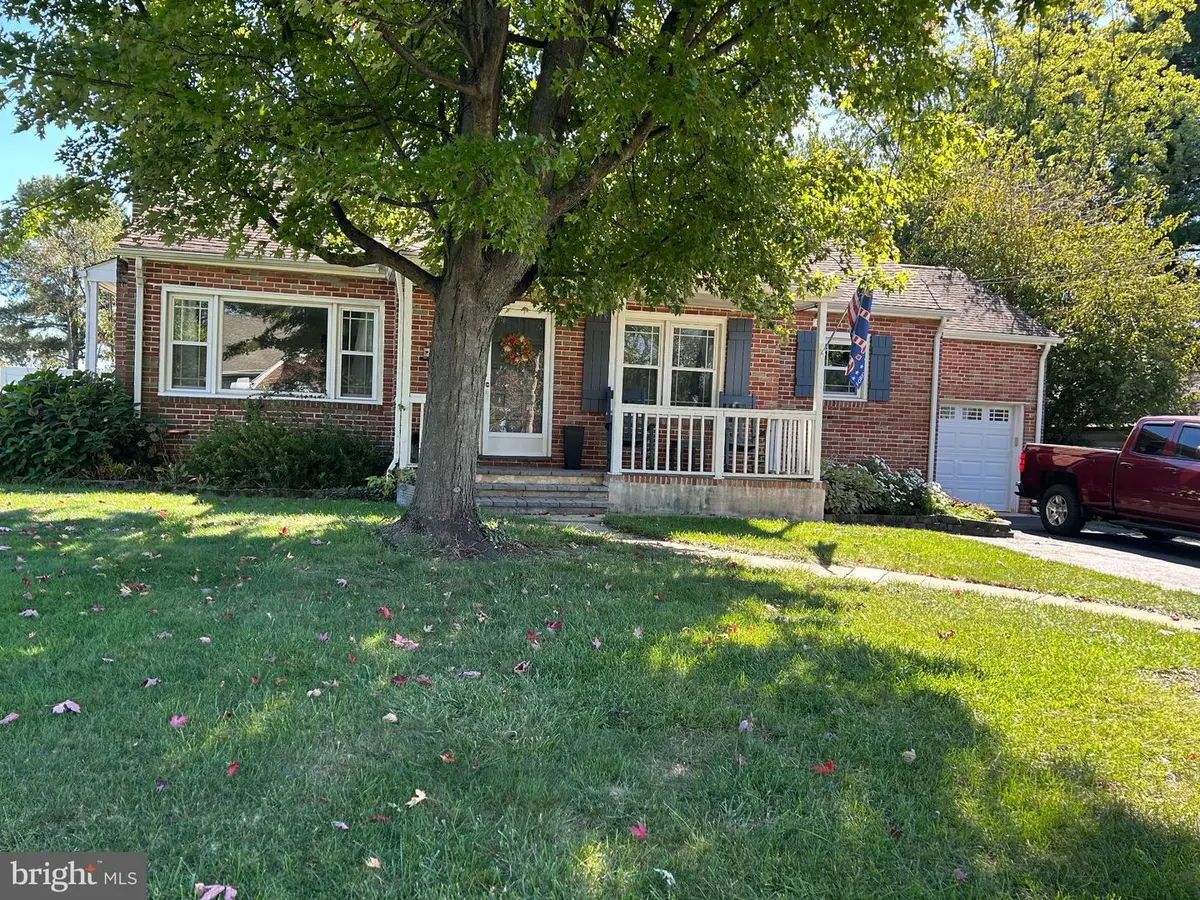 1136 Hollywood Ter, York, PA 17403 - #1