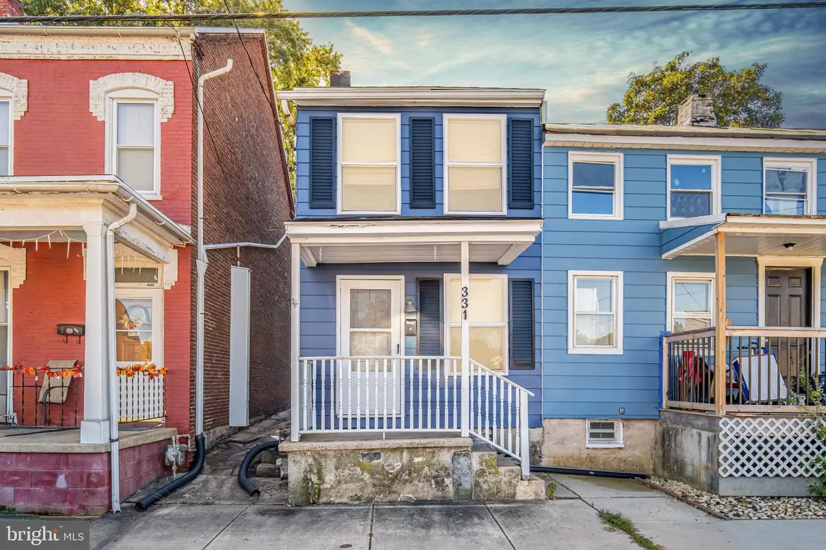 331 Walnut St, Wrightsville, PA 17368 - #1