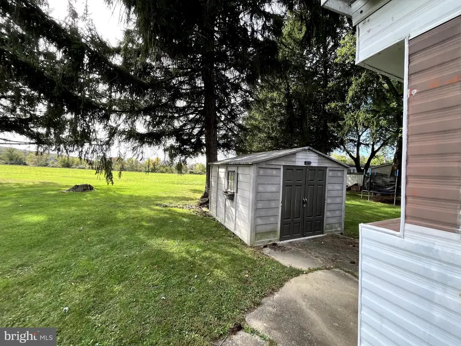 459 Clover Dr, York, PA 17406 - #3