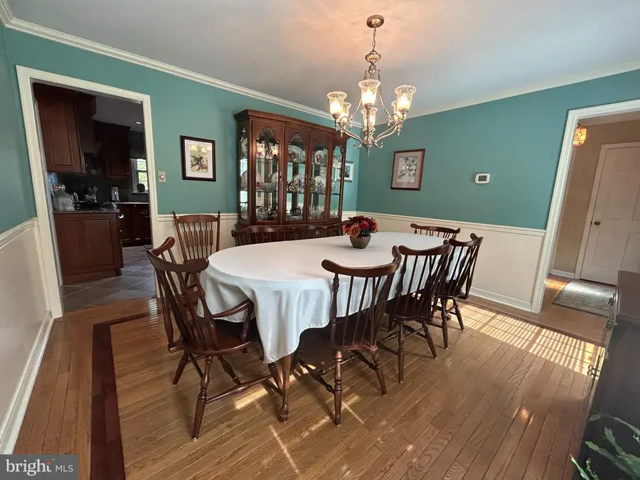 598 Ensminger Dr, York, PA 17407 - #3