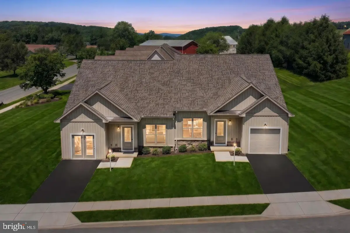 137 Heather Glen Dr, Red Lion, PA 17356 - #1