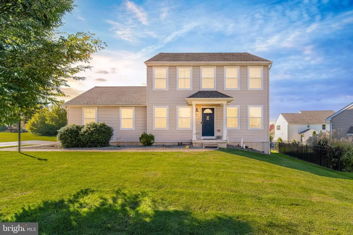 3910 E Sloway Cir, York, PA 17402 - #1