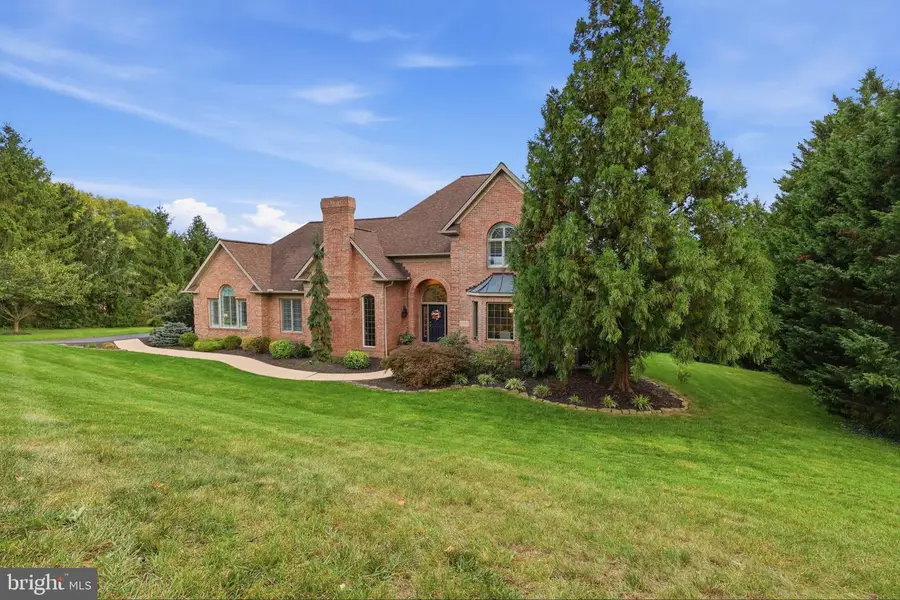 1460 S Wyndham Dr, York, PA 17403 - #3