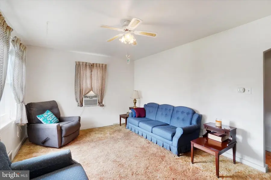 233 Eastland Ave, York, PA 17406 - #3