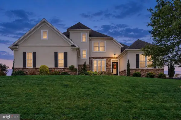 915 Wetherburn Dr, YORK, PA 17404
