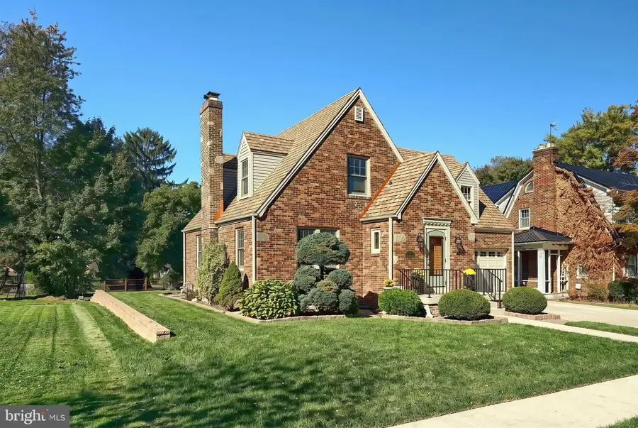 30 S Rockburn St, York, PA 17402 - #2