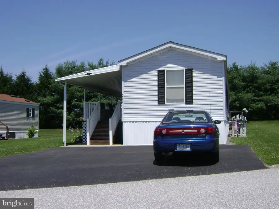 211 Jody Dr, York, PA 17402 - #2