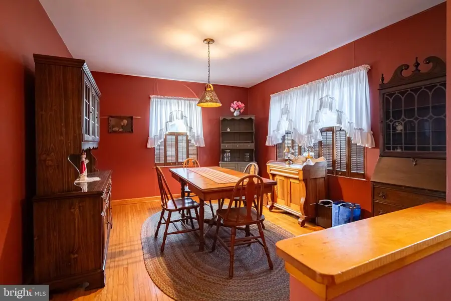 433 Walnut St, Wrightsville, PA 17368 - #2