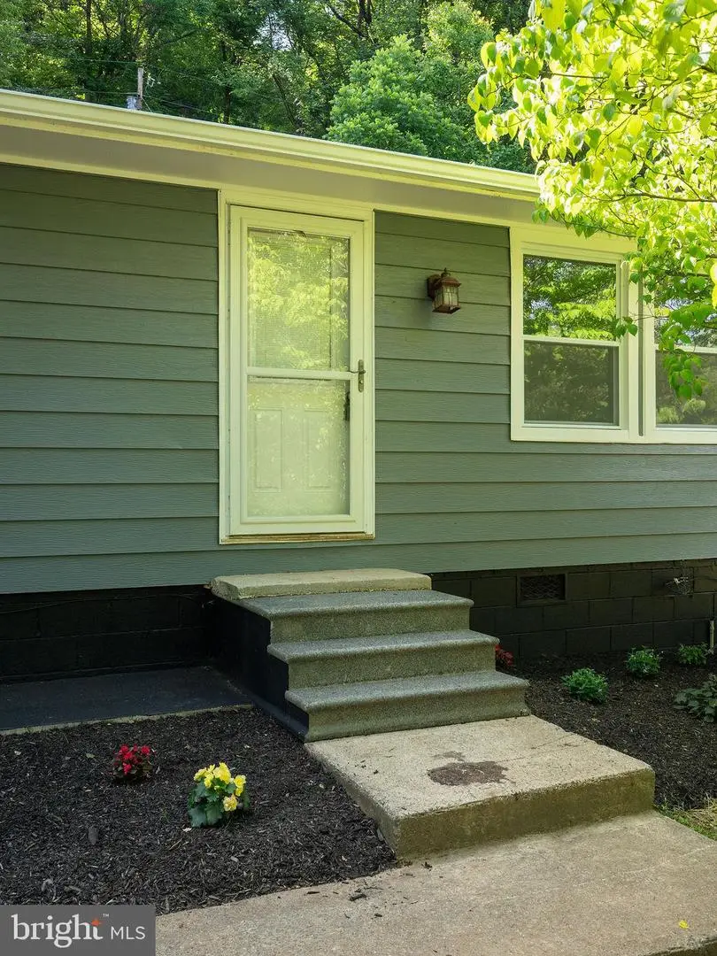 5435 Ames Gap Ln, Covesville, VA 22931 - #2