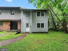 133 Woodlake Dr, Charlottesville, VA 22901 - #2
