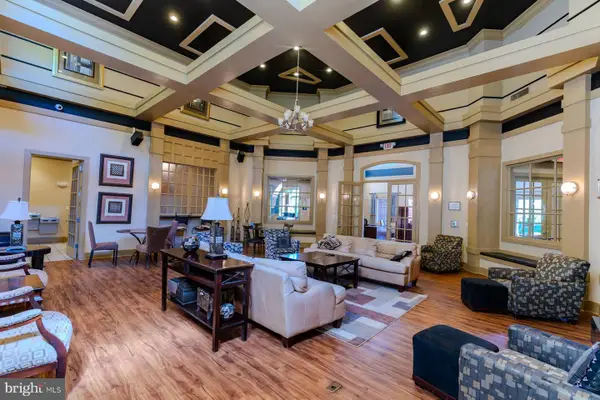 192 Yellowstone Dr #306, CHARLOTTESVILLE, VA 22903