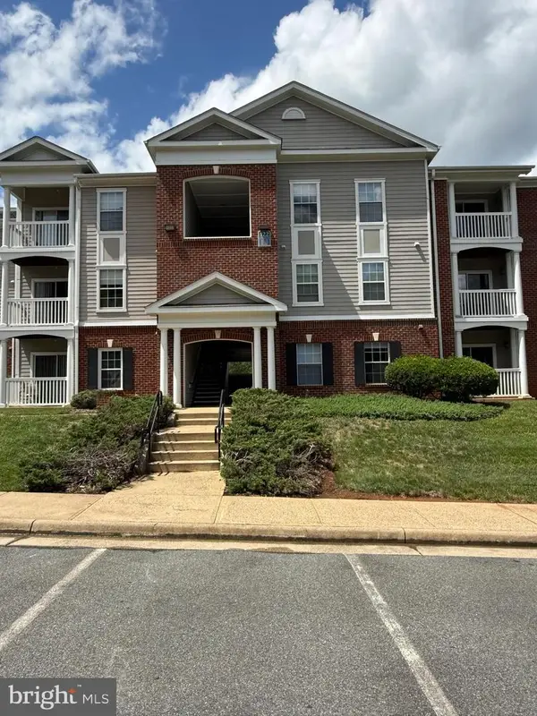 122 Yellowstone Dr #206, CHARLOTTESVILLE, VA 22903