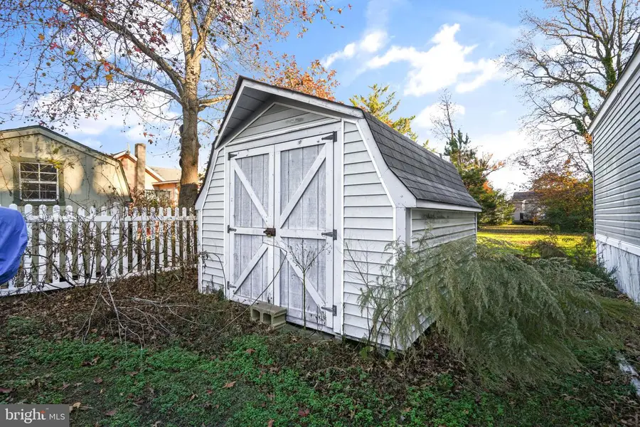 5186 Coleys Ln, Chincoteague Island, VA 23336 - Image #3