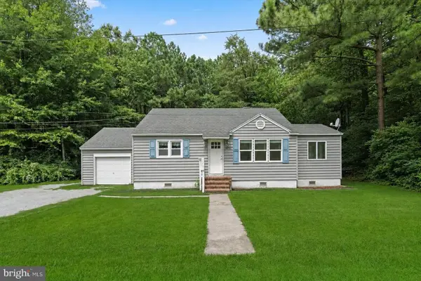18286 Woodland Ave, PARKSLEY, VA 23421