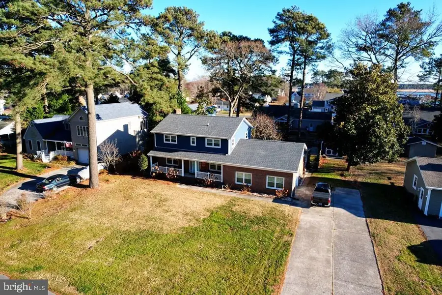 4120 Sunnywood Dr, Chincoteague Island, VA 23336 - Image #3
