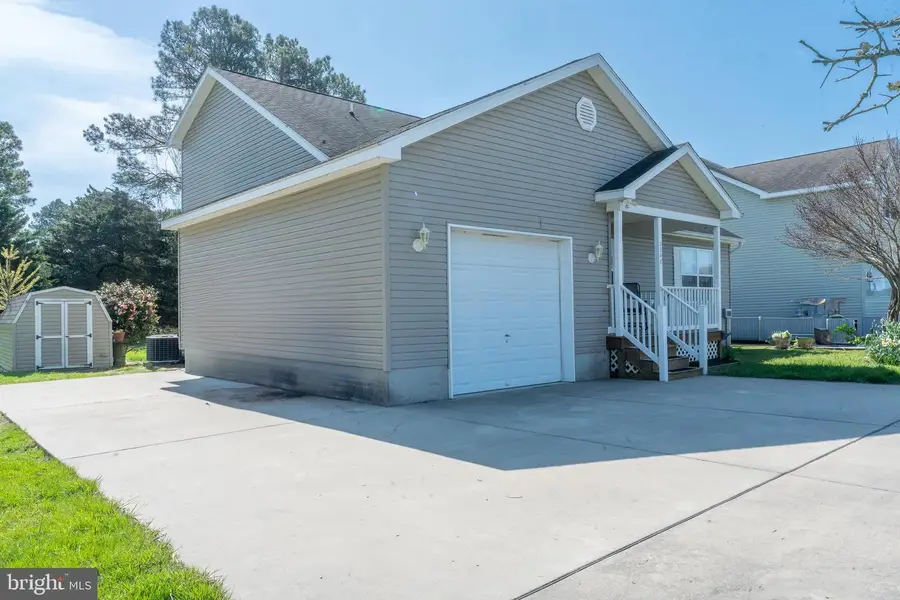 2247 Pike Dr, Greenbackville, VA 23356 - #2