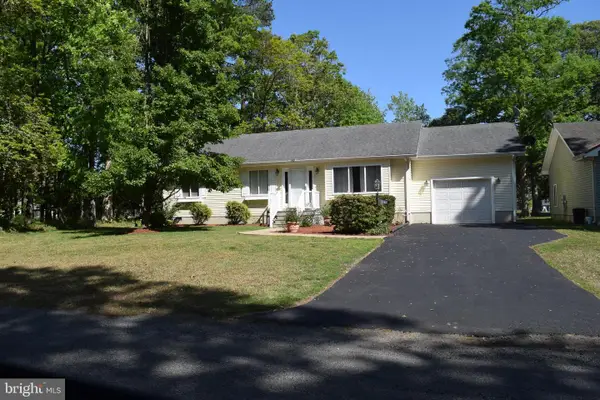37142 Main Sail Ct, GREENBACKVILLE, VA 23356