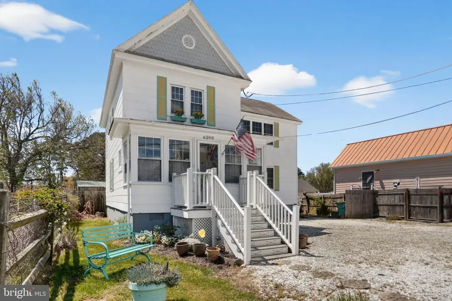 6390 Church St, Chincoteague Island, VA 23336 - #3