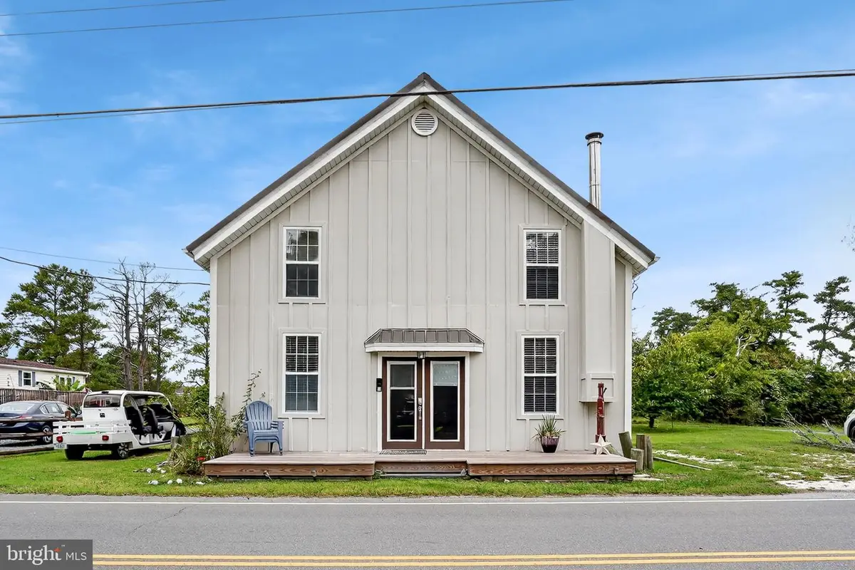 5277 Main St, Chincoteague Island, VA 23336 - #1