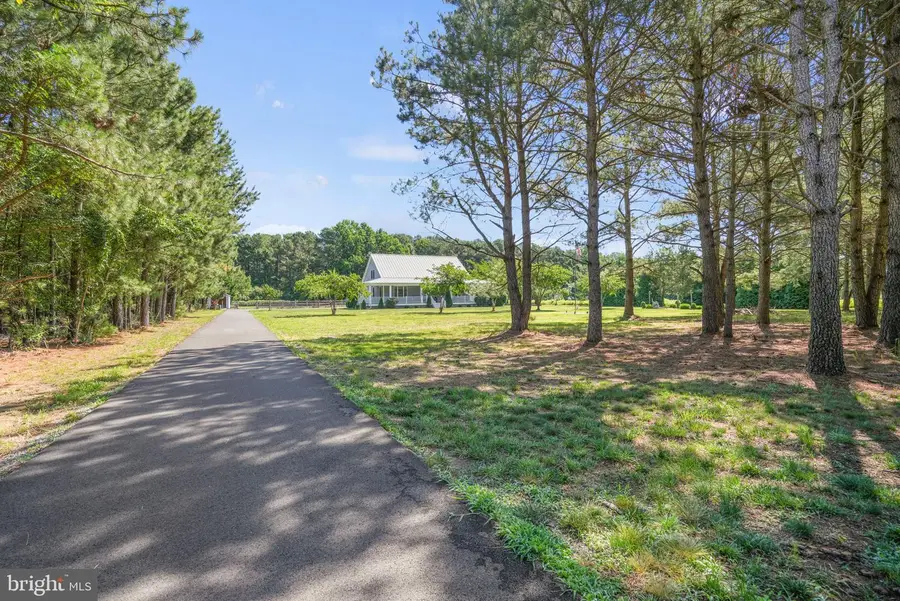 34105 Watts Bay Dr, Wallops Island, VA 23337 - #3