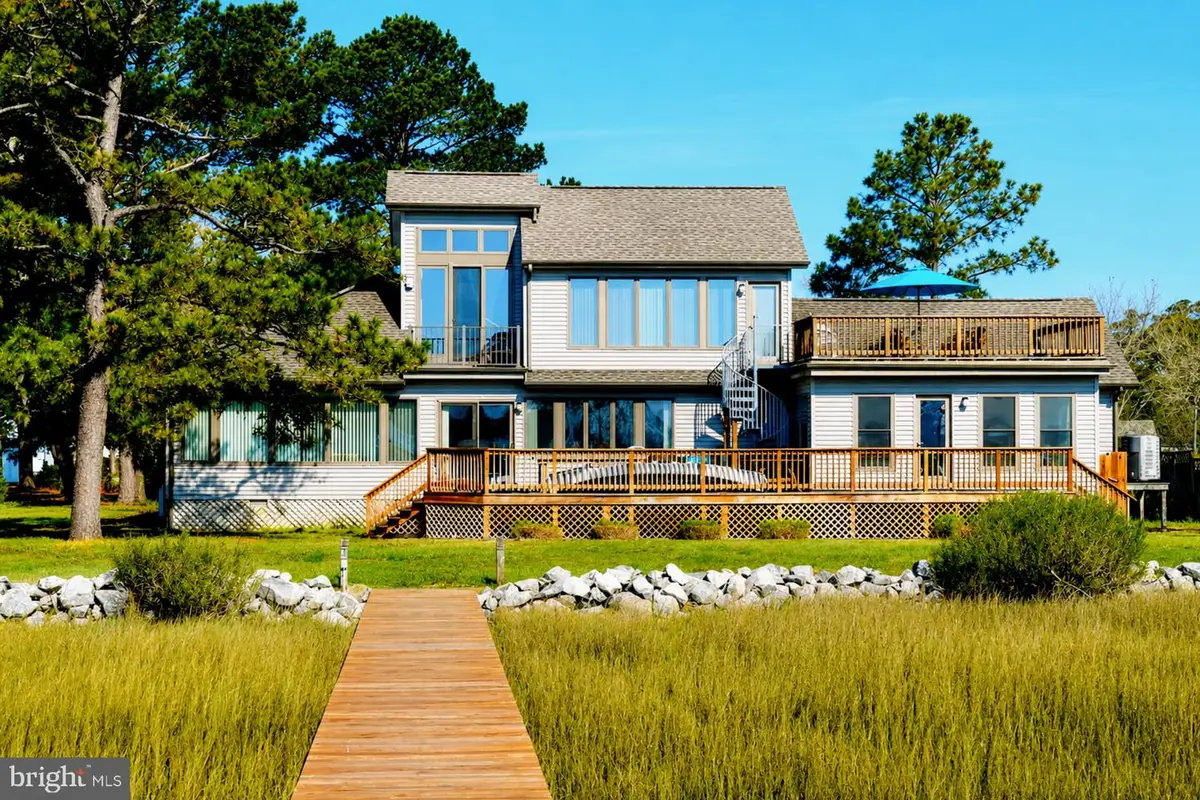 6107 Hopkins Ln, Chincoteague Island, VA 23336 - #1