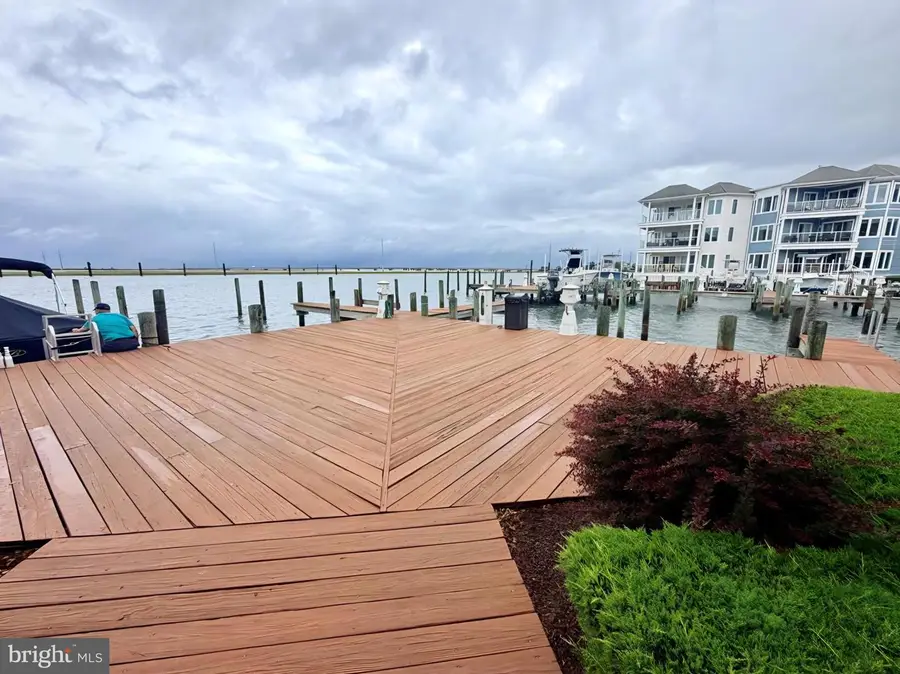 6321 Captains Ln #104, Chincoteague Island, VA 23336 - #3