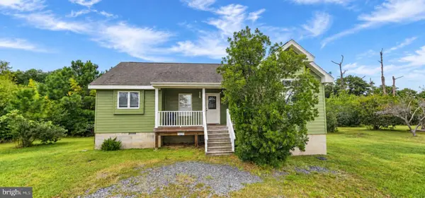 5455 Cedar Dr, CHINCOTEAGUE, VA 23336