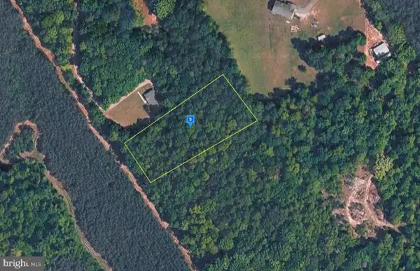 19725 Poor House Rd, AMELIA COURT HOUSE, VA 23002