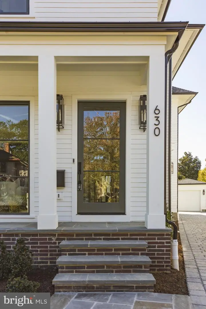 630 N Kenmore St, Arlington, VA 22201 - Image #3