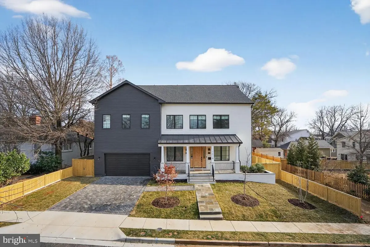 1615 N Wakefield St, Arlington, VA 22207 - Image #1