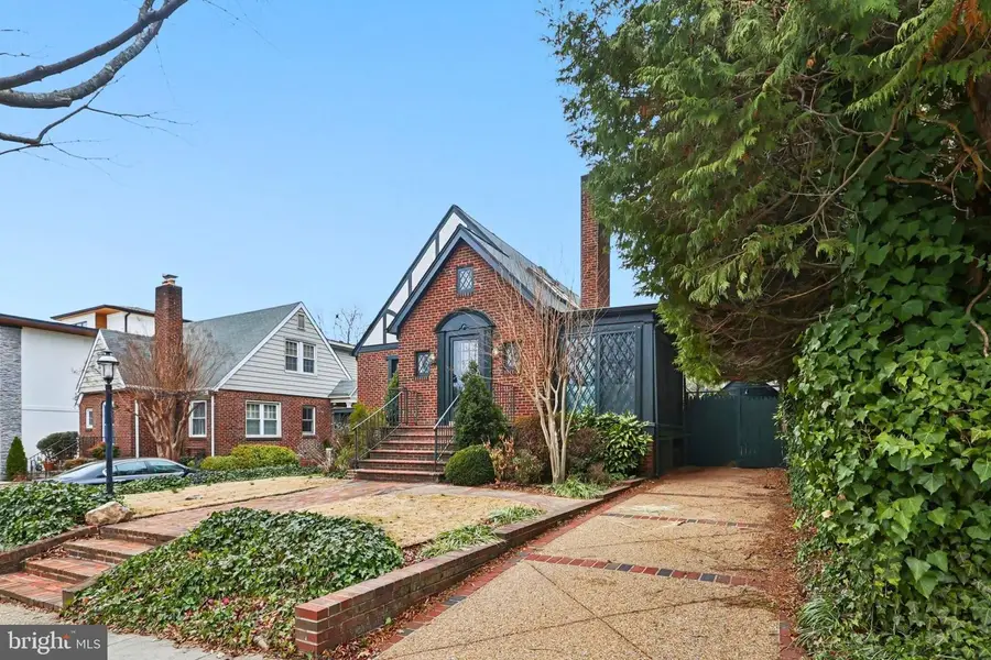 4711 17th St N, Arlington, VA 22207 - Image #3