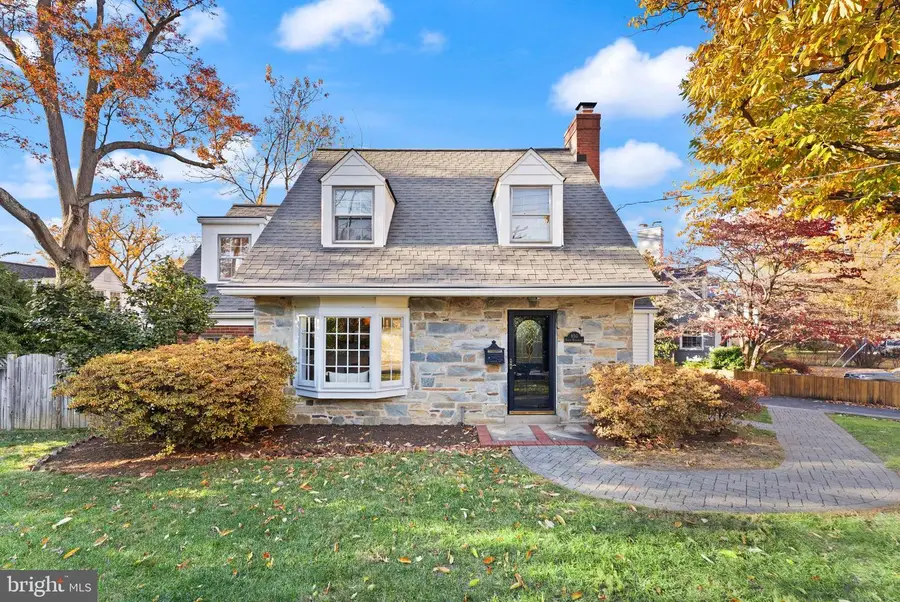 850 N Kensington St, Arlington, VA 22205 - Image #3