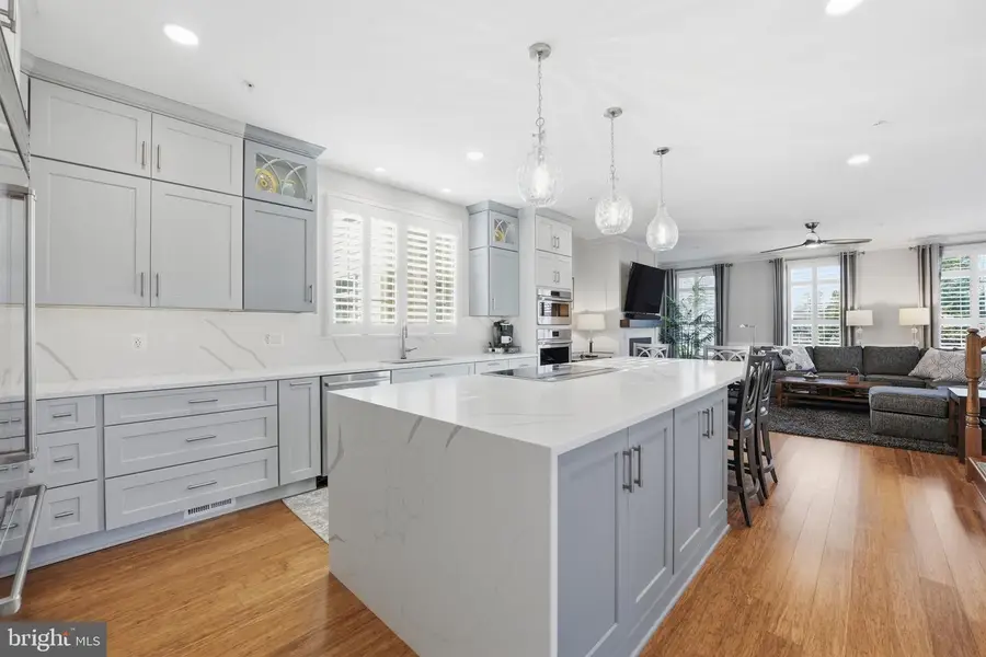 426 N George Mason Dr, Arlington, VA 22203 - Image #2