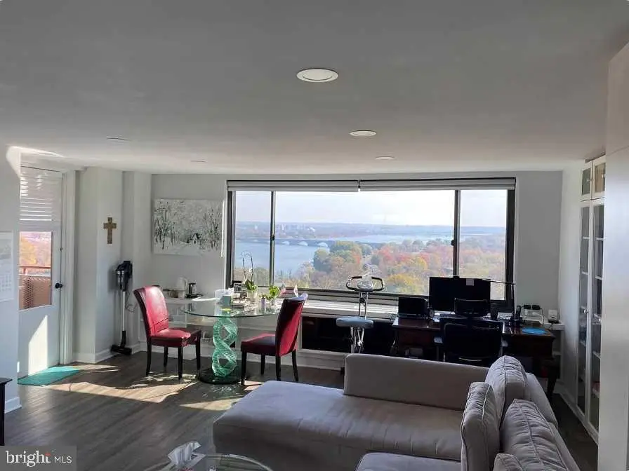 1011 Arlington Blvd #1030, Arlington, VA 22209 - Image #1