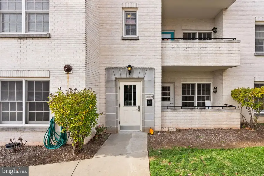 231 N Thomas St #105, Arlington, VA 22203 - Image #2