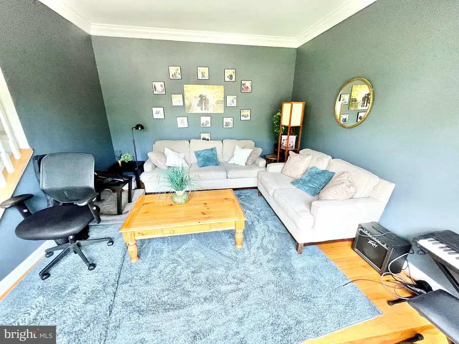 3720 5th St S, Arlington, VA 22204 - Image #3