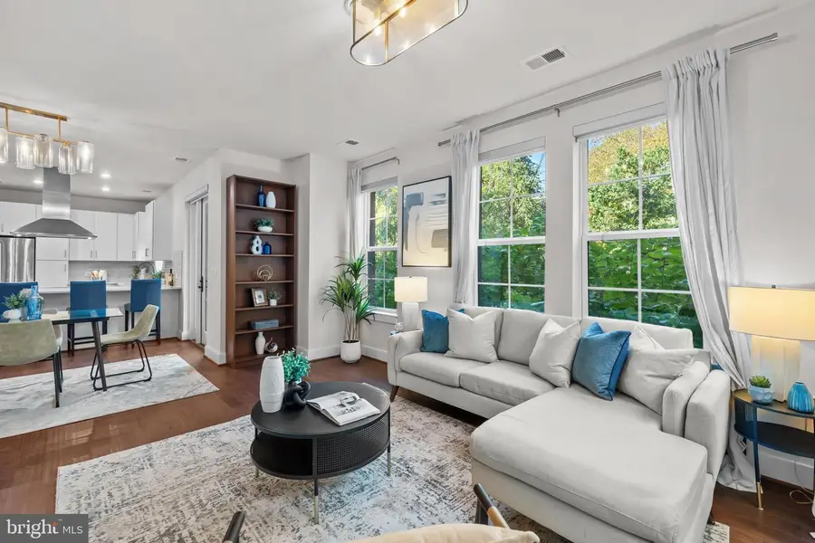 1411 Key Blvd #304, Arlington, VA 22209 - Image #3