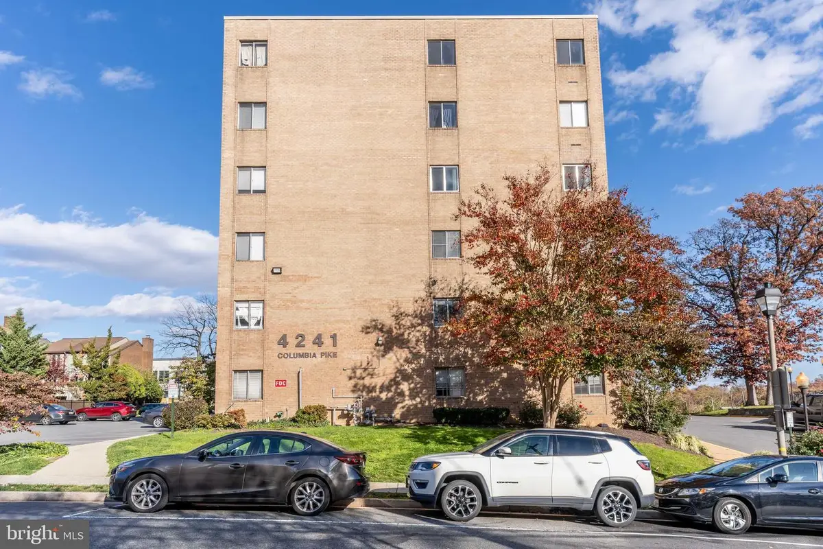 4241 Columbia Pike #601, Arlington, VA 22204 - Image #1