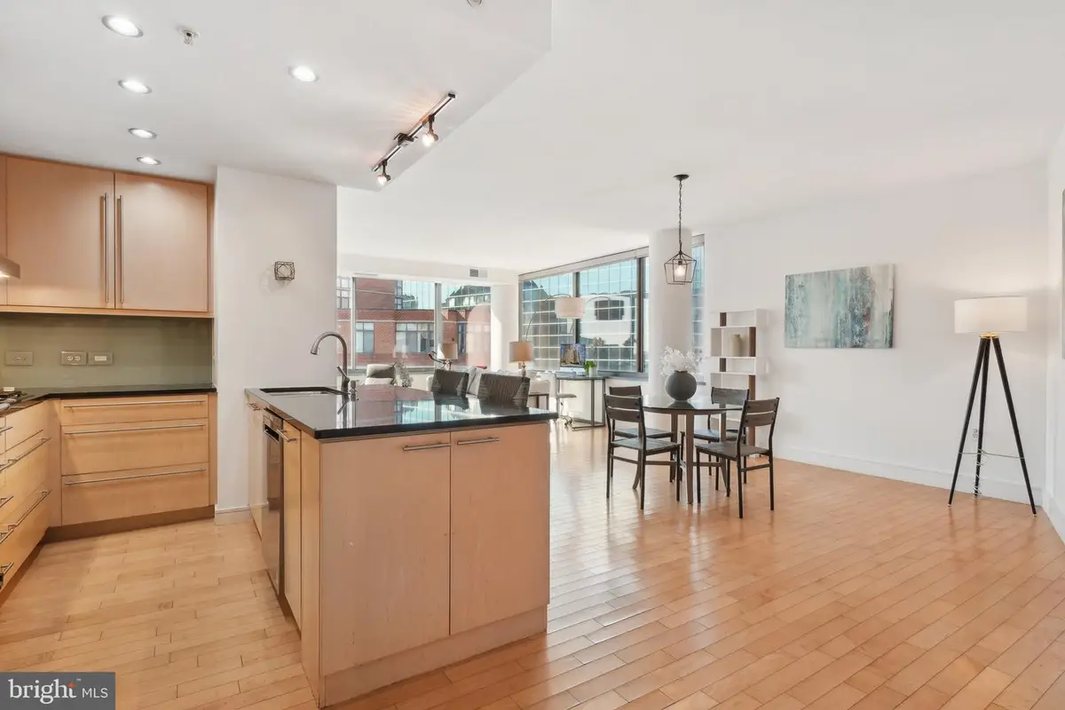 2001 15th St N #1008, Arlington, VA 22201 - Image #1