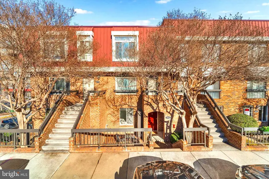 624 15th St S #1, Arlington, VA 22202 - Image #2