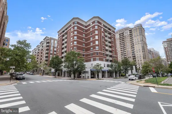 880 N Pollard St N #224, ARLINGTON, VA 22203