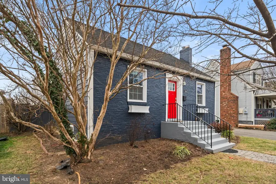 2604 1st St S, Arlington, VA 22204 - Image #2
