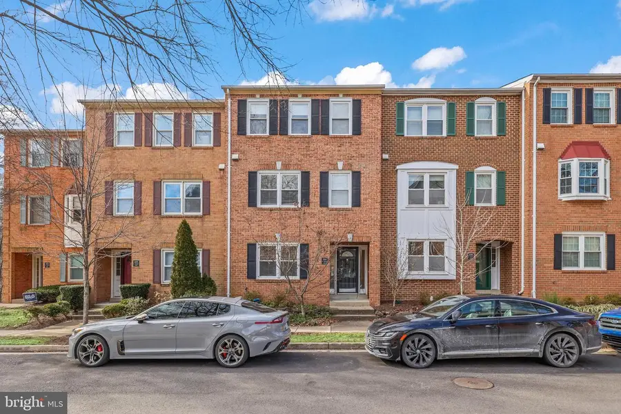 1104 N Vermont St, Arlington, VA 22201 - Image #2