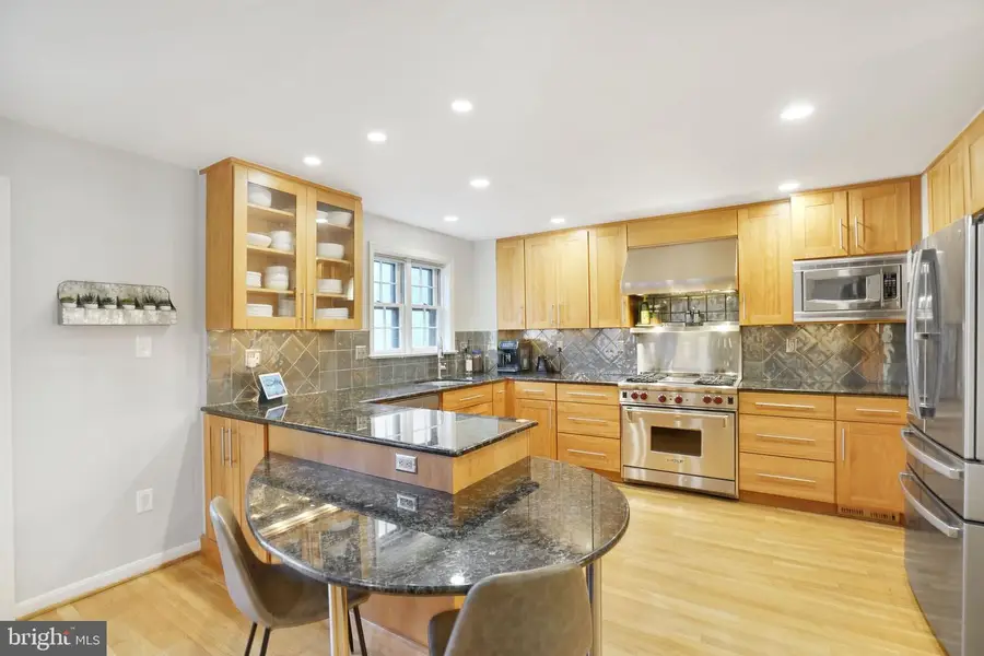 2047 N Abingdon St, Arlington, VA 22207 - Image #3