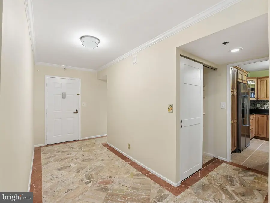 1600 N Oak St #318, Arlington, VA 22209 - Image #2
