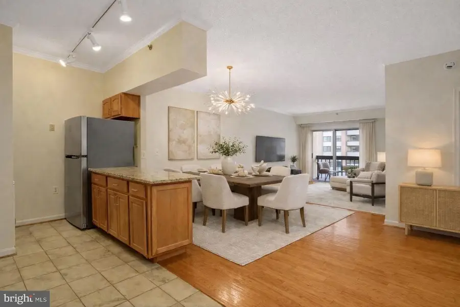 1211 S Eads St #1011, Arlington, VA 22202 - #2