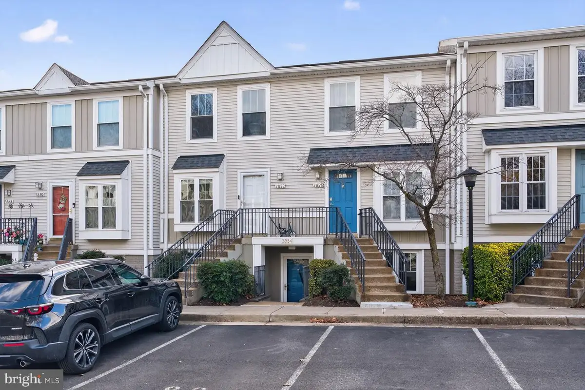3854 9th Rd S #3854, Arlington, VA 22204 - Image #1