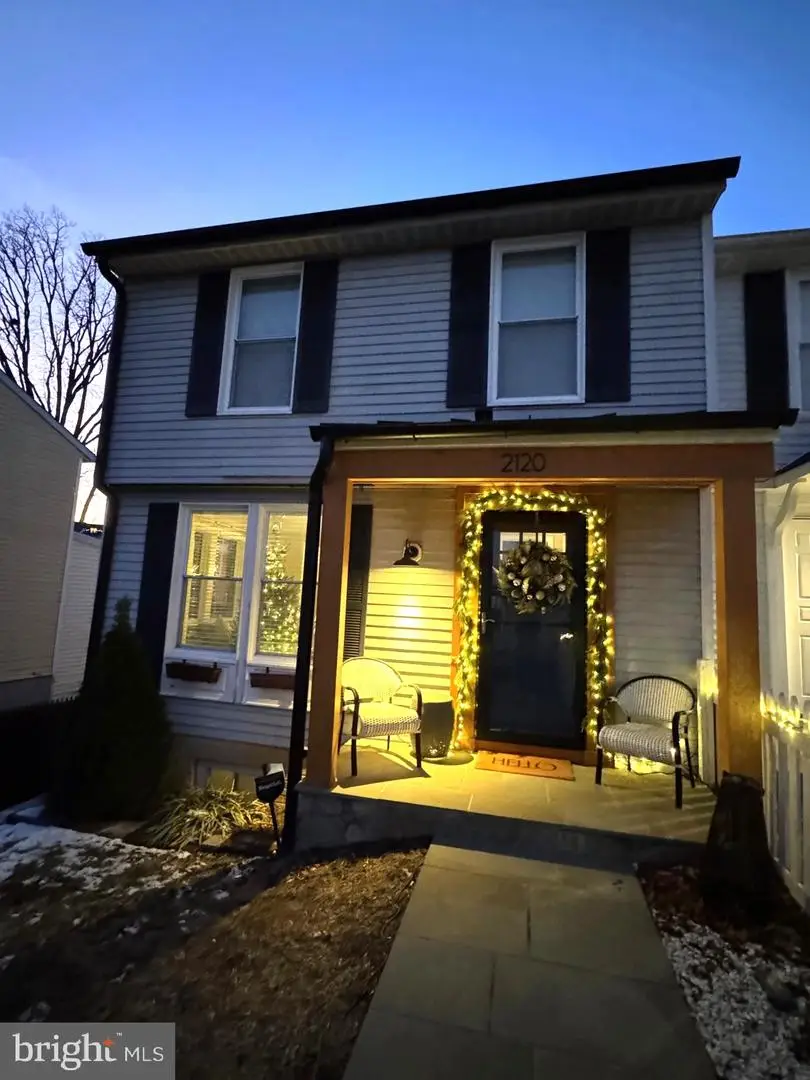 2120 S Lowell St, Arlington, VA 22204 - Image #2