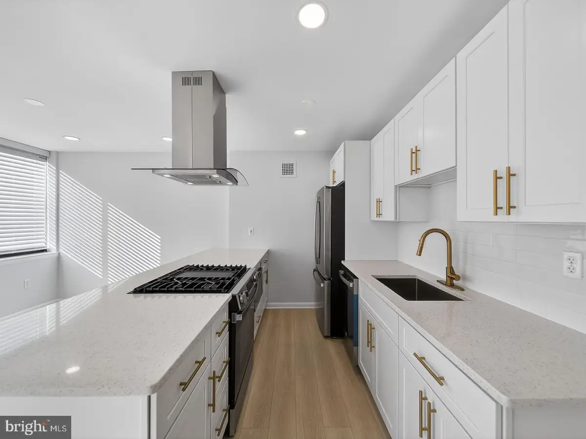 4390 Lorcom Ln #410, Arlington, VA 22207 - Image #1